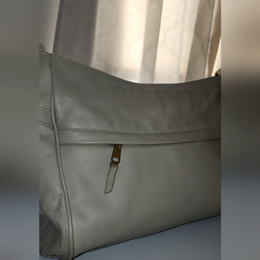 Genuine Sas Handsewn Cream Handbag